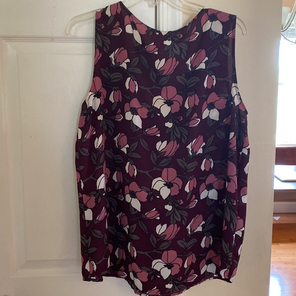 Loft work top fun pattern - Picture 2 of 3